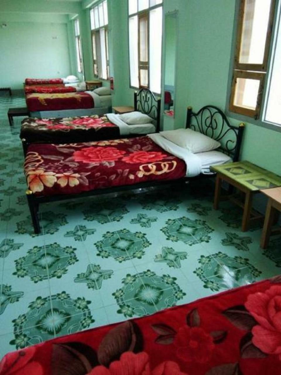 Dormitory @ Golden Kalaw Hotel Dış mekan fotoğraf